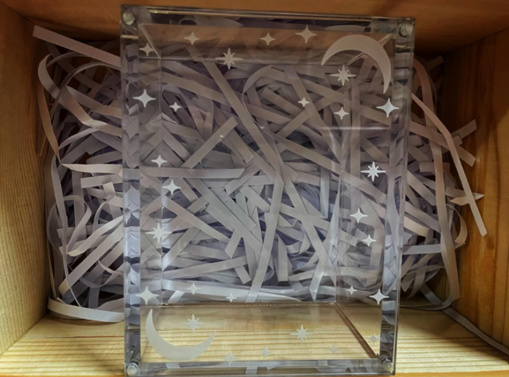 Signature Edition in Carat Case